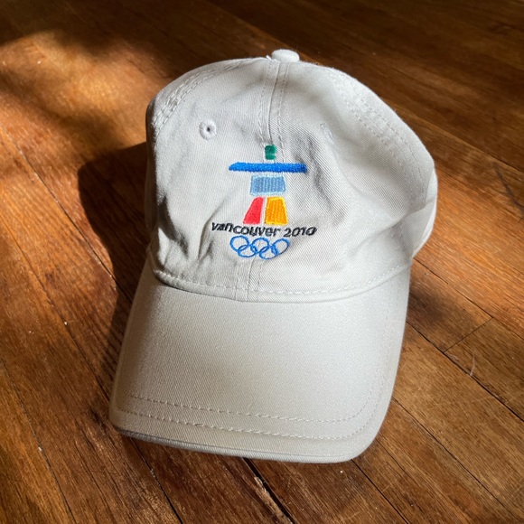 olympic games Other - Vancouver 2010 Olympic Games Strap-back Hat One Size Fits All